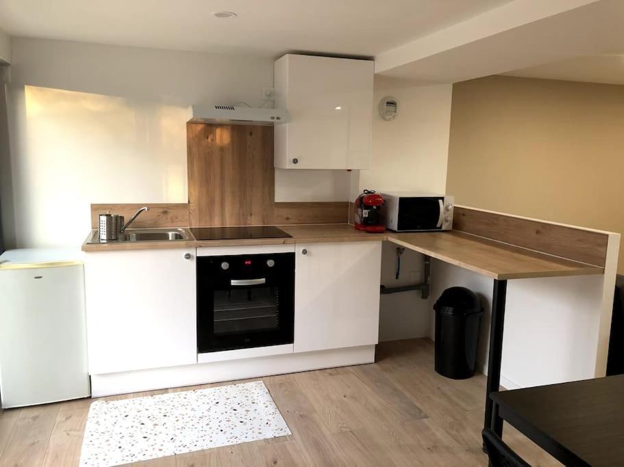 Immeuble Renove Au Centre D'Auch. Apartment Ngoại thất bức ảnh